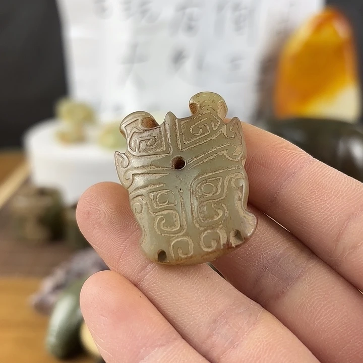 和田玉挂件未镶嵌