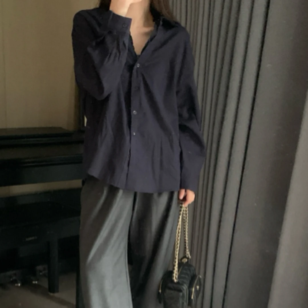 v领蕾丝拼接苎麻衬衫2025