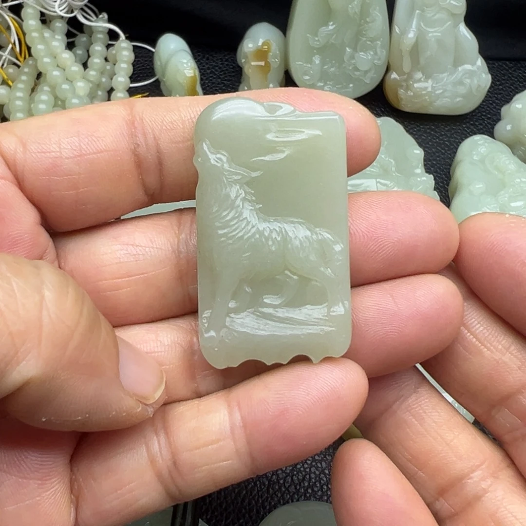 和田玉（糖玉）未镶嵌吊坠(不含链)