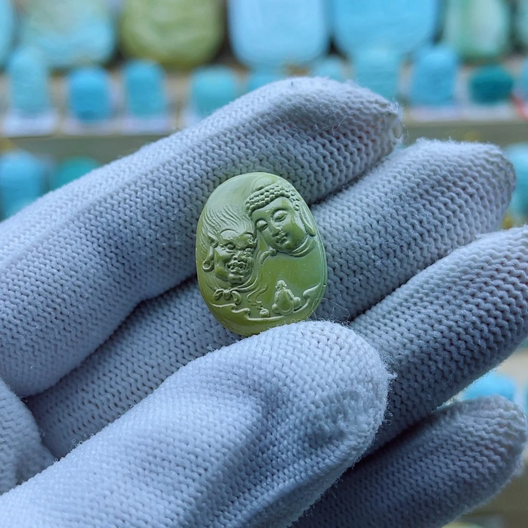 绿松石未镶嵌珠宝奇石