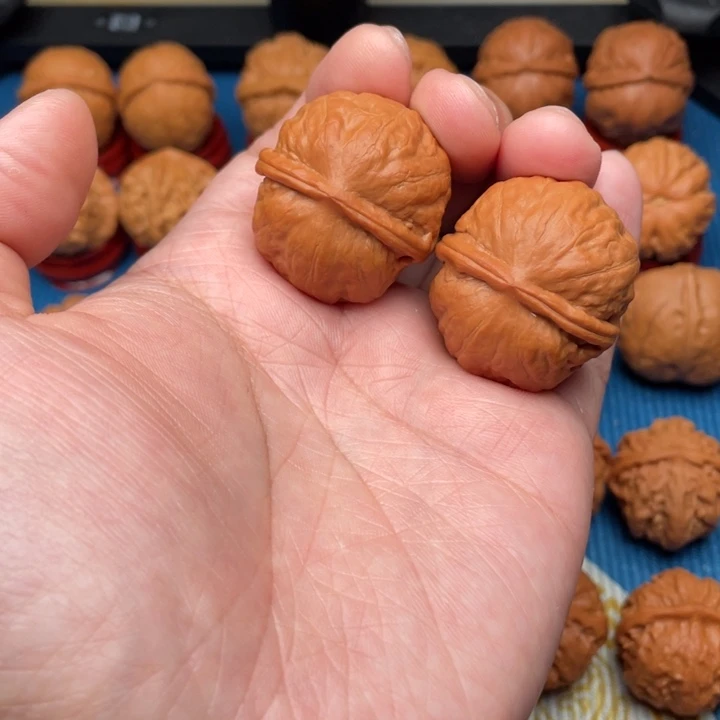 文玩核桃把件玄武元宝