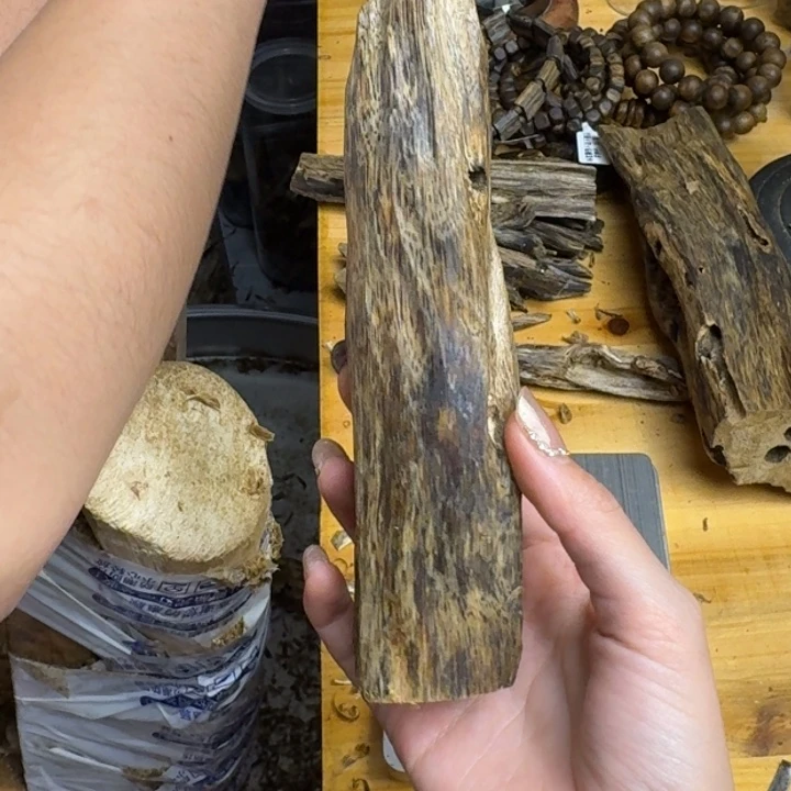 沉香手把件白棋品种块料85克