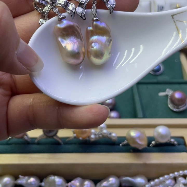 淡水珍珠耳饰合金