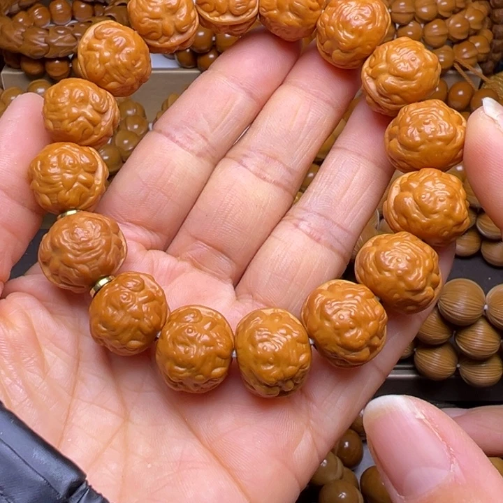 吊坠橄榄核聚宝盆