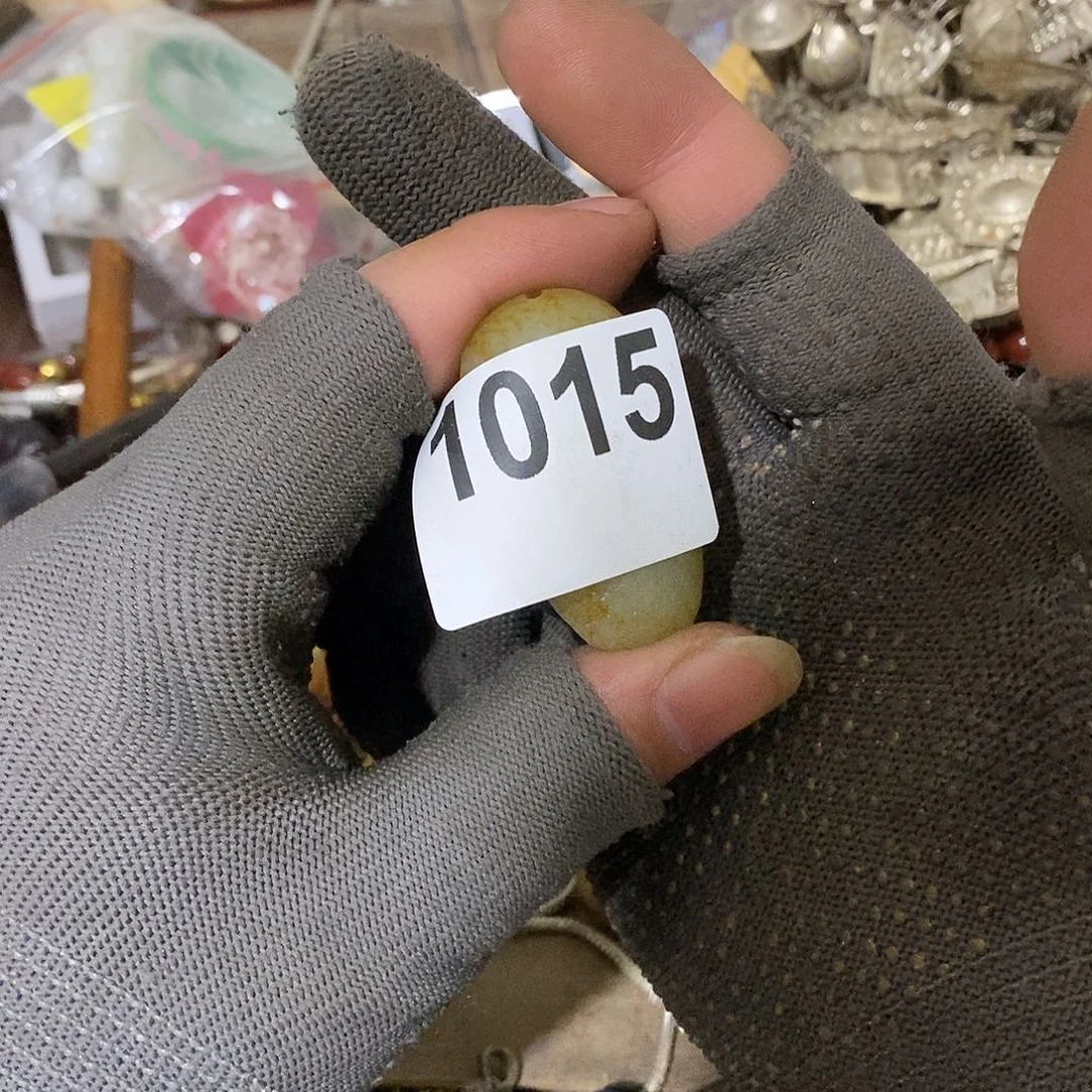 费***霞光明的未来是一个1015