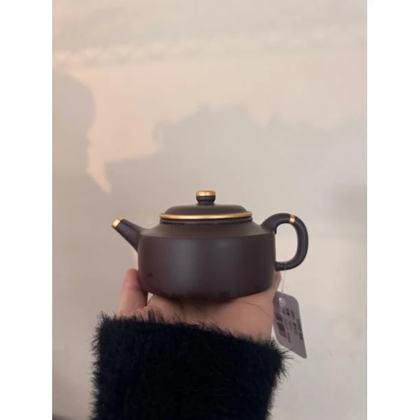 宜兴原矿紫砂紫朱泥周盘