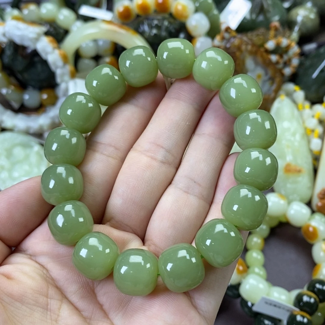 未镶嵌手串透闪石质玉厅***～