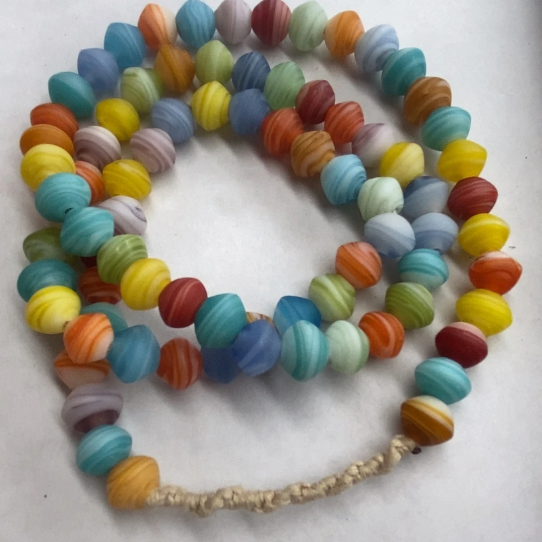 颈饰琉璃尼泊尔多宝搅胎