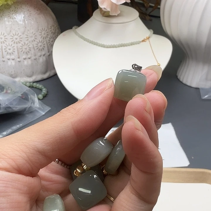 颈饰银S925镶嵌和田玉010