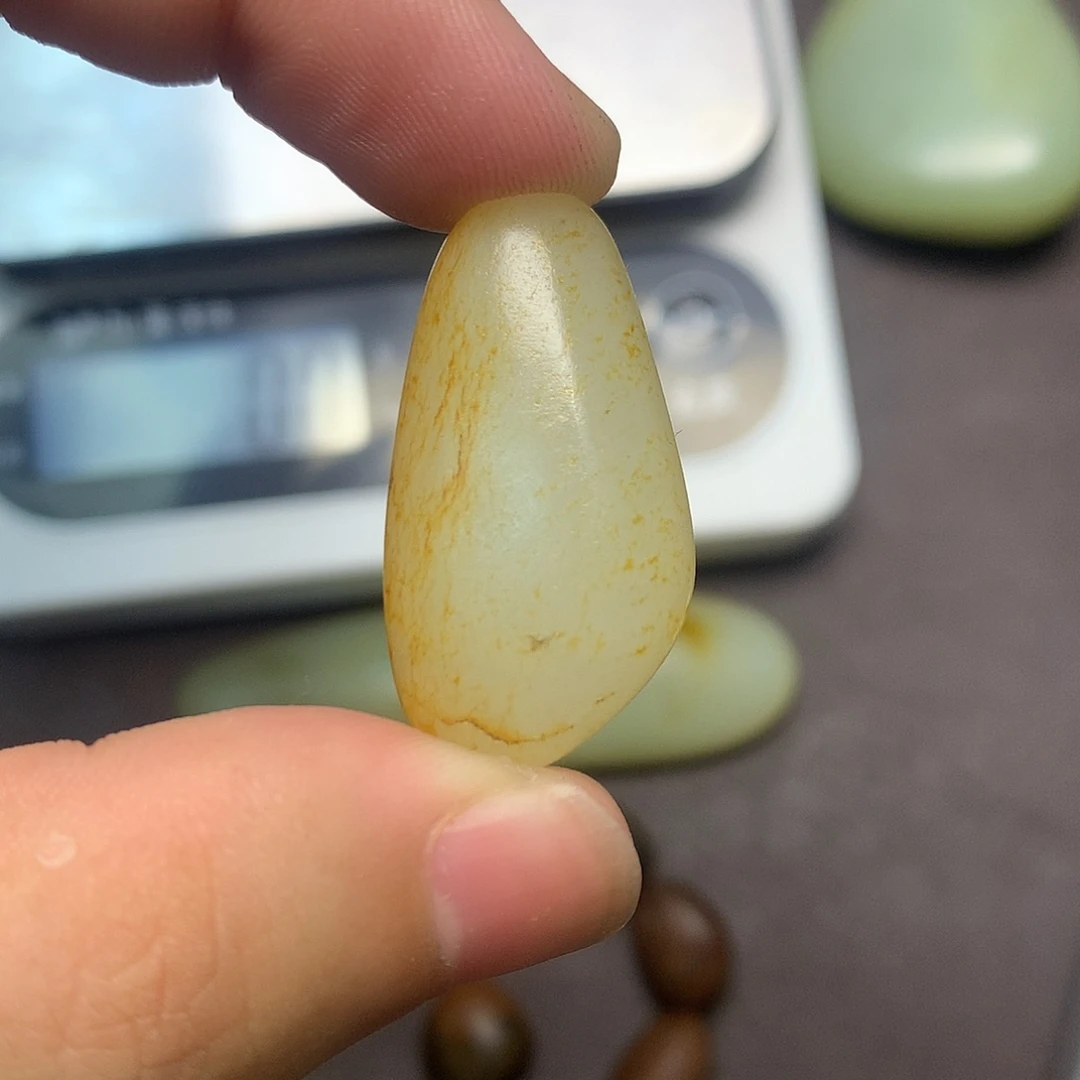 和田玉（糖玉）未镶嵌挂件