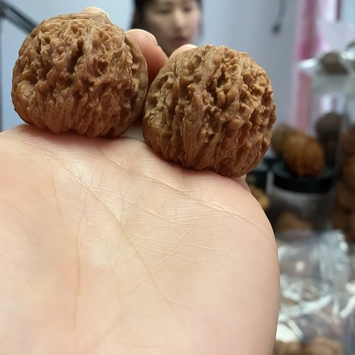 把件文玩核桃36小众137红皮