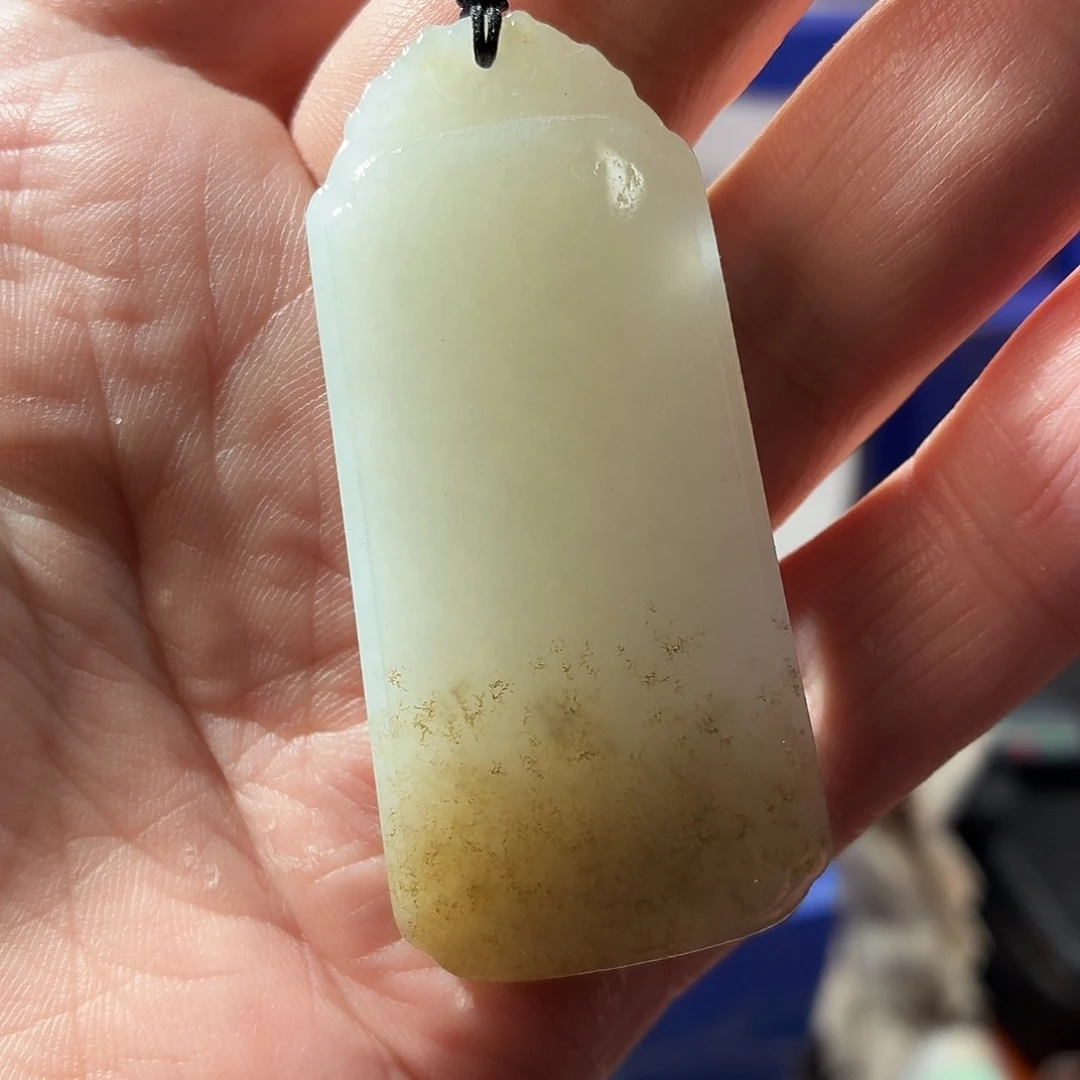 和田玉（糖玉）未镶嵌颈饰