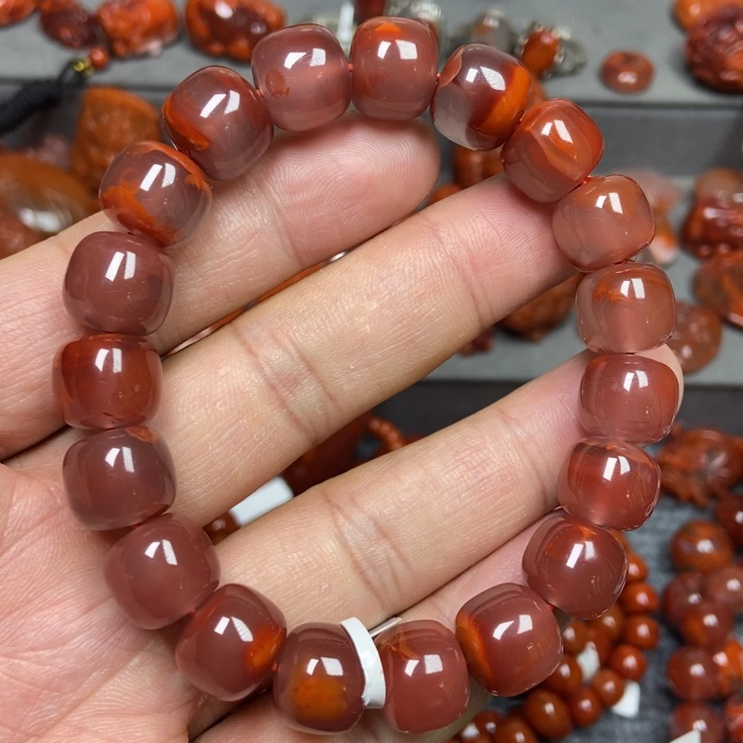 南红玛瑙手串未镶嵌12+m m
