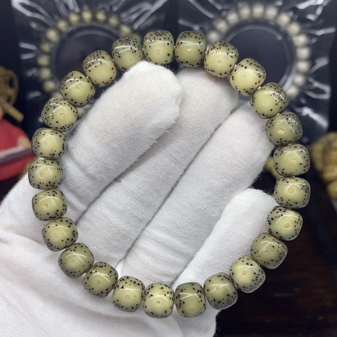 手串星月菩提挺*.石玉料9.5大眼睛福利款