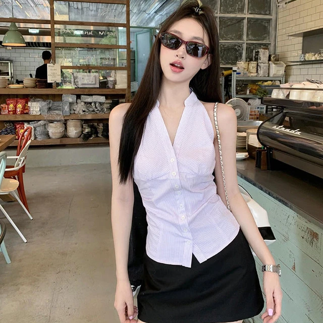 纯欲条纹露背挂脖无袖衬衫女2025夏季穿搭设计感收腰显瘦短款上衣