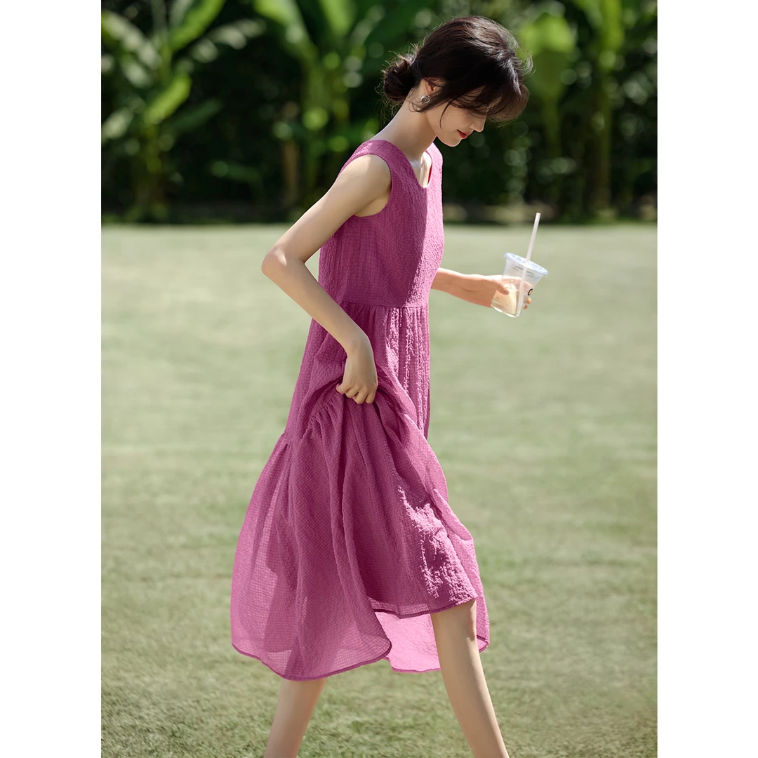 XWI/欣未2025夏季女款肌理感面料亲肤露背无袖蛋糕显瘦连衣裙7586