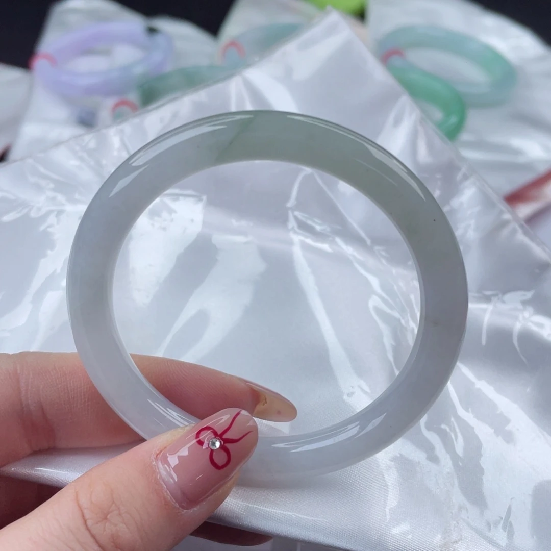 翡翠手镯未镶嵌54圆条7