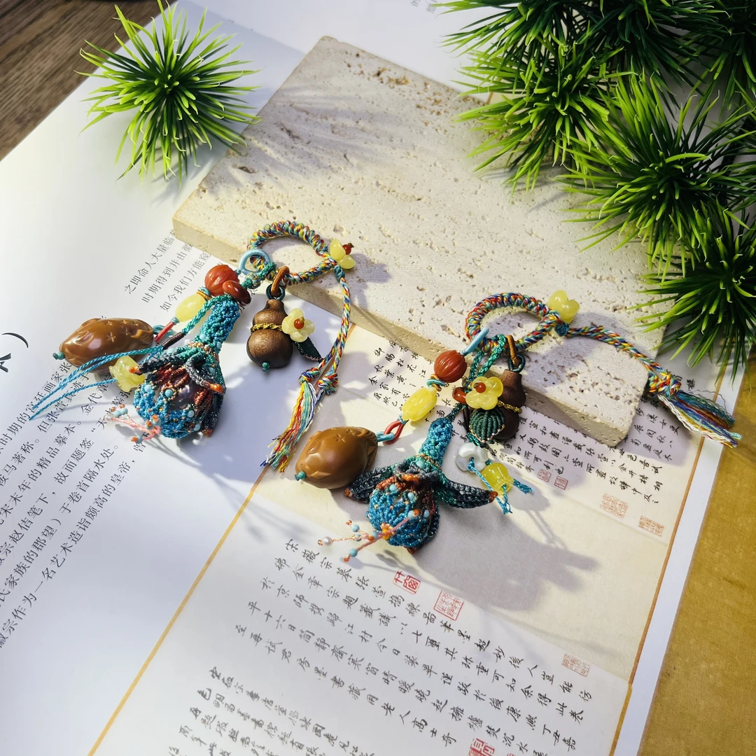 【桦雅】橄榄核多宝挂饰-多样性发一- A2285-自发