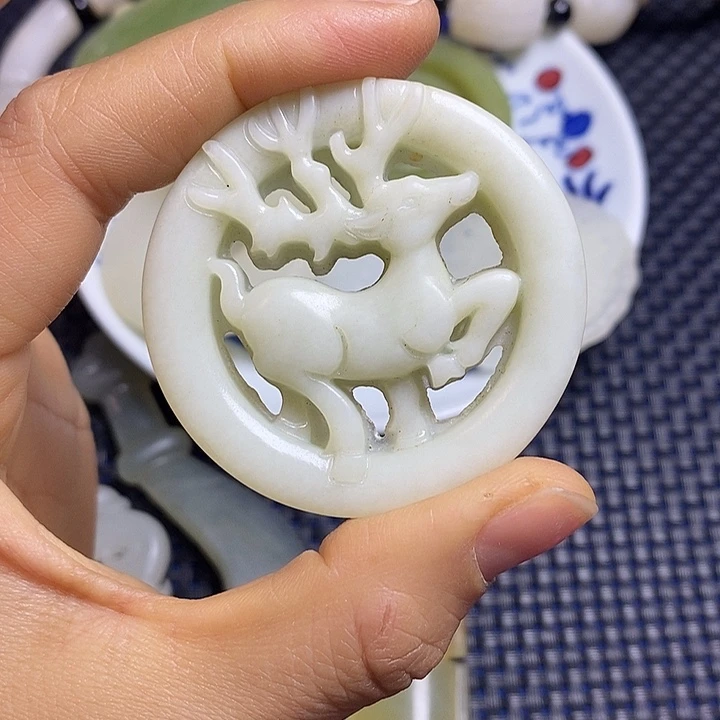 吊坠白玉菩提支持七天无理由
