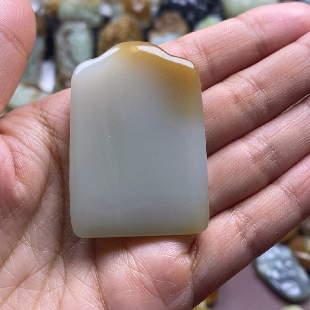 吊坠(不含链)未镶嵌和田玉（糖玉）凨**夙