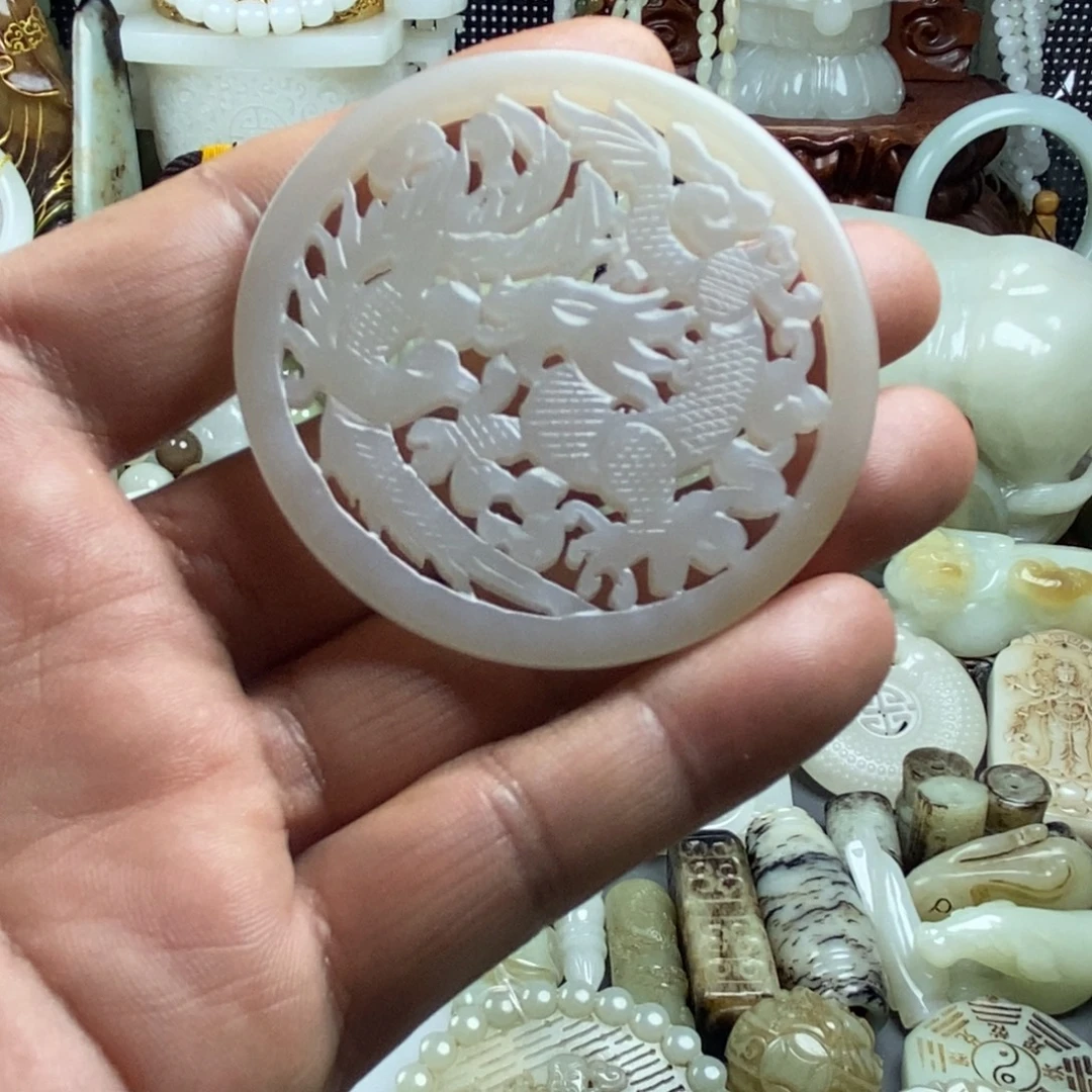 和田玉（糖玉）未镶嵌颈饰