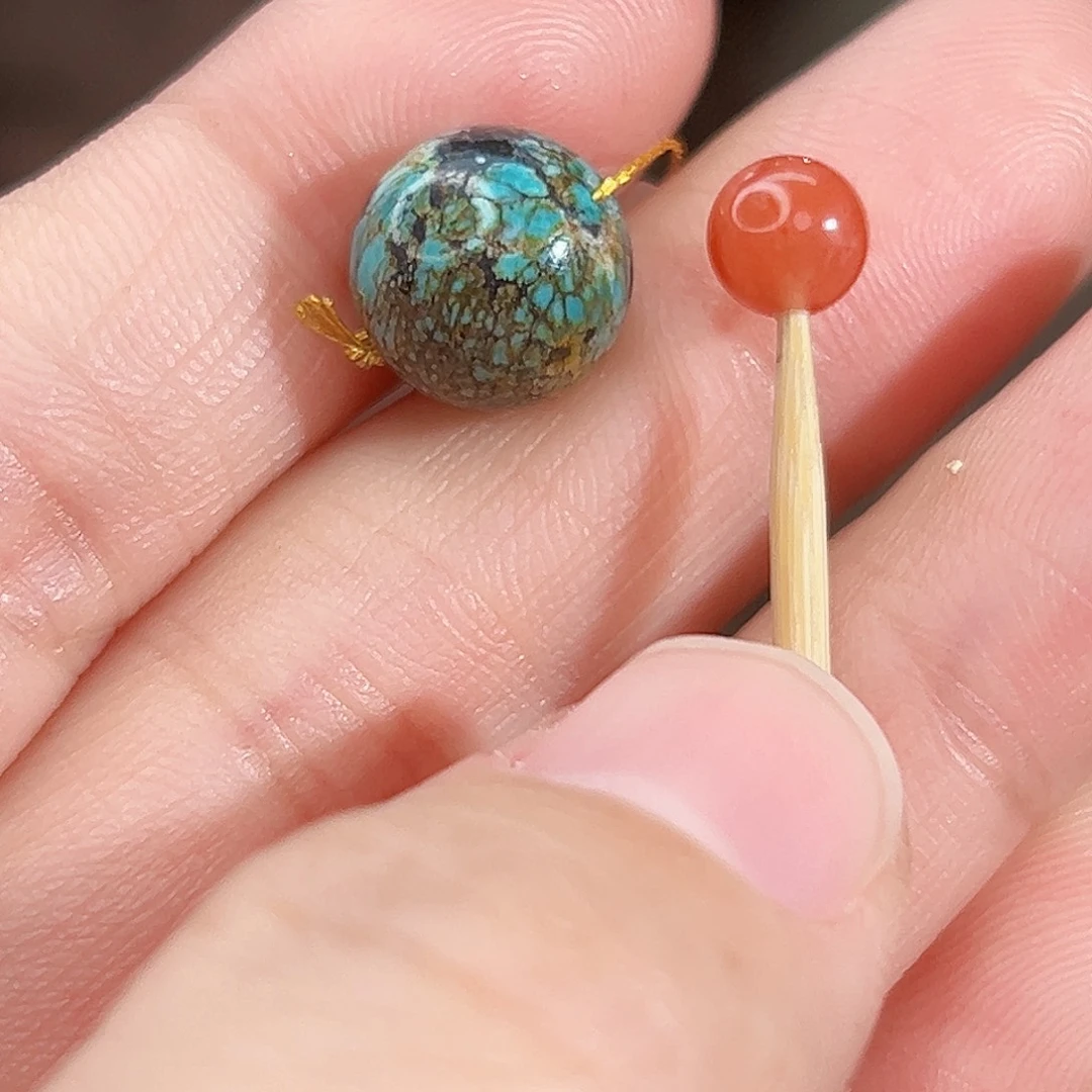 南红玛瑙未镶嵌珠宝奇石