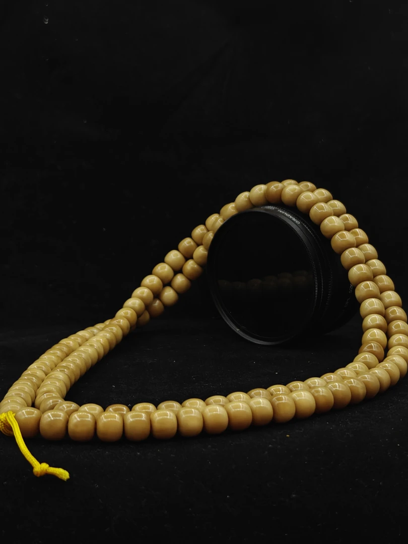 9尺寸极限尺寸龙脊菩提108，颗颗保真，精挑顺黄头货，高瓷高密
