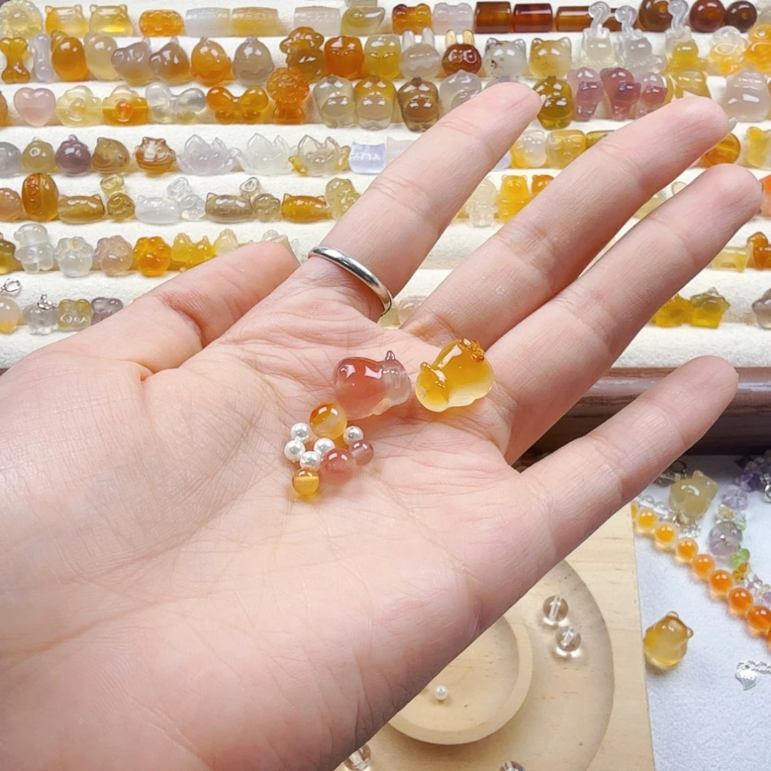 王****玛瑙/玉髓颈饰合金