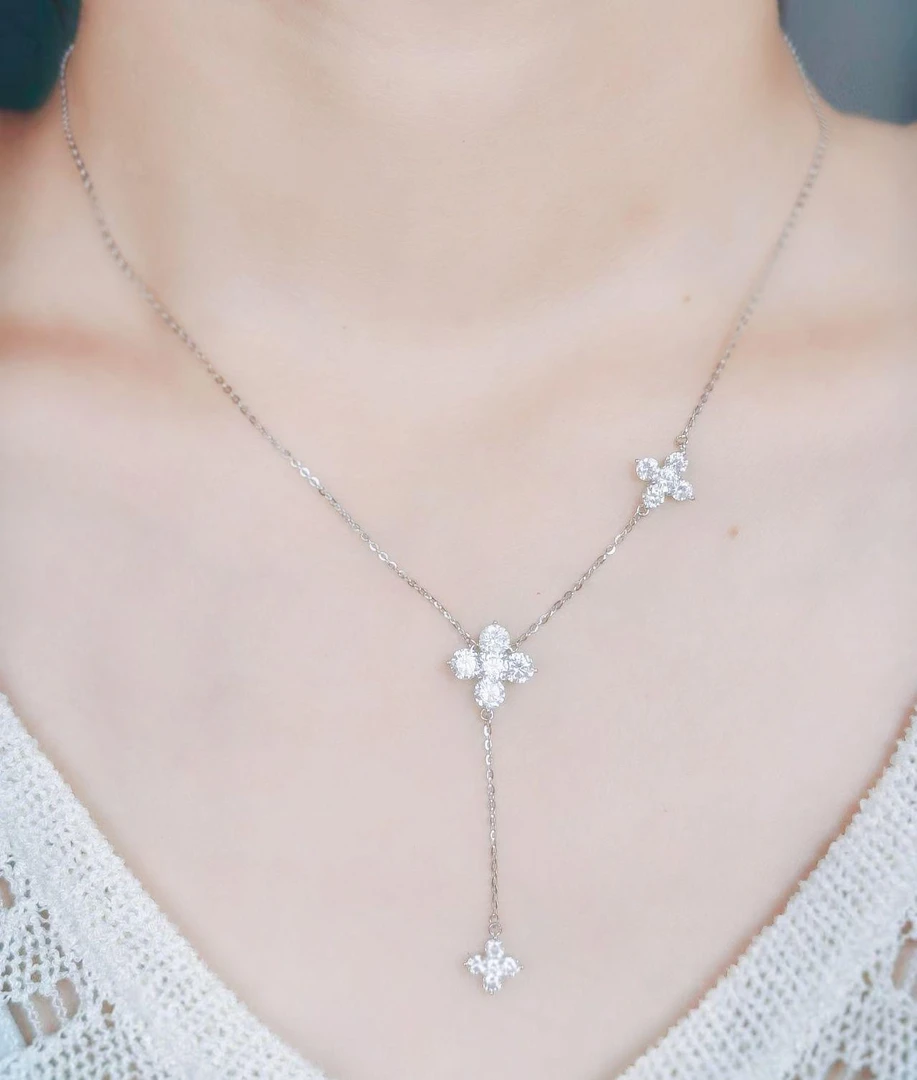 S925银四叶花流苏项链(11008)
