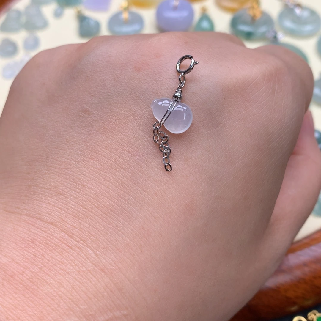 翡翠银S925镶嵌颈饰翡翠葫芦提溜