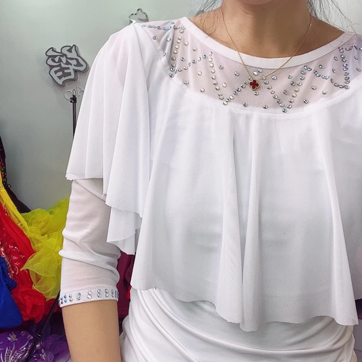 交谊舞的舞蹈动作和