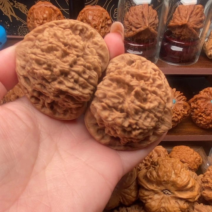 文玩核桃吊坠dhifsfjkjkkkkkklll