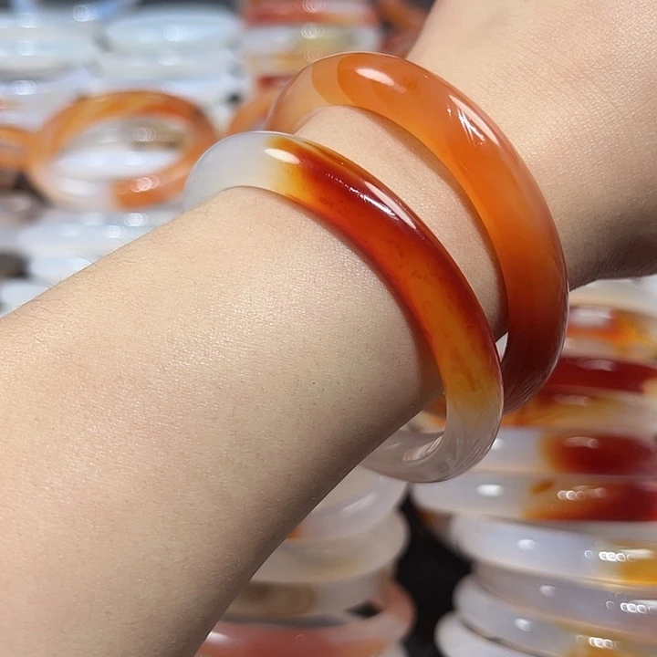 玛瑙/玉髓手镯未镶嵌?**?