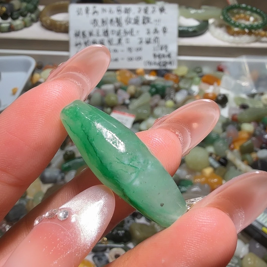 和田玉未镶嵌珠宝奇石