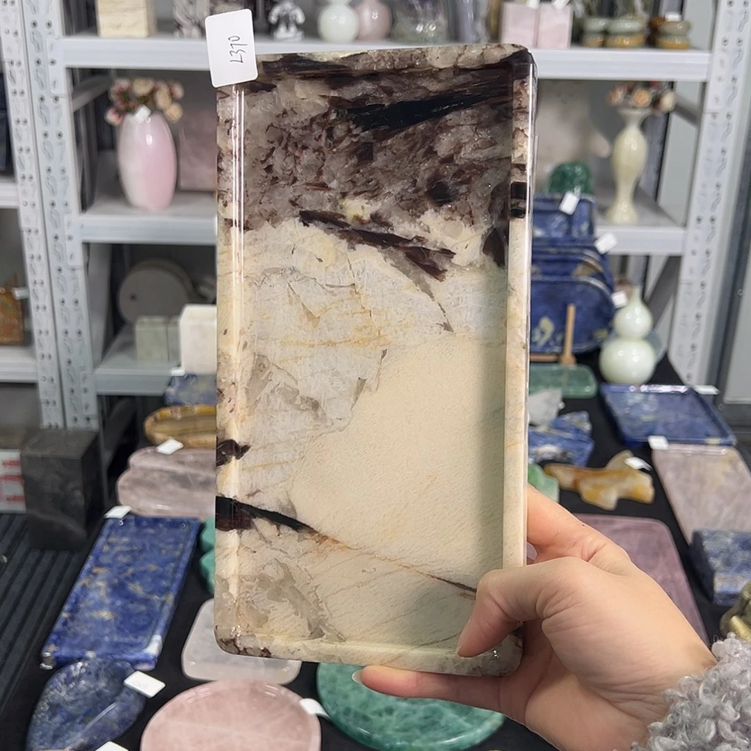 石材潘多拉。       370