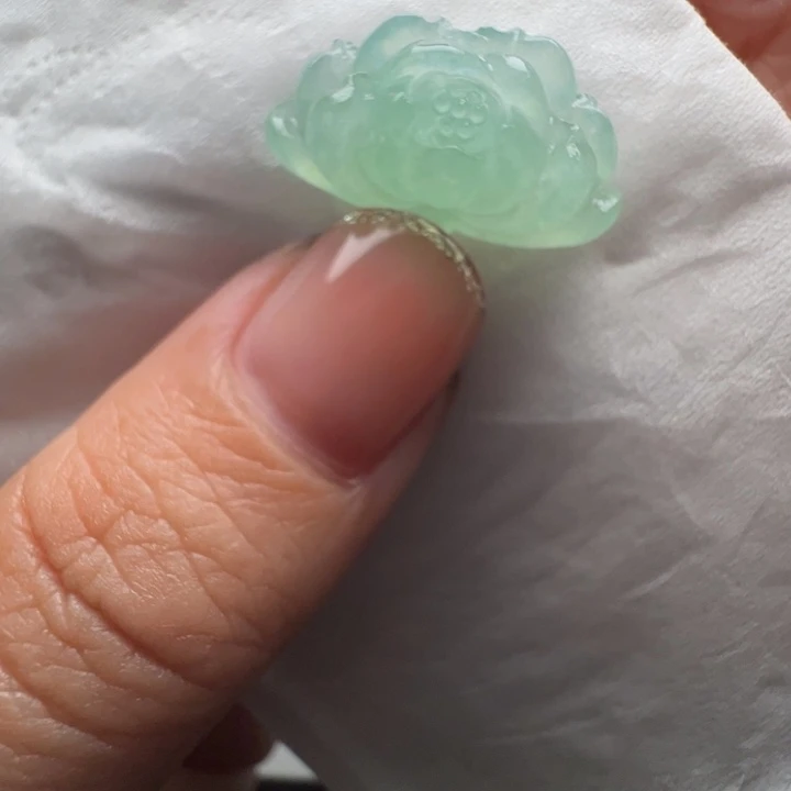 定制翡翠未镶嵌包抛光