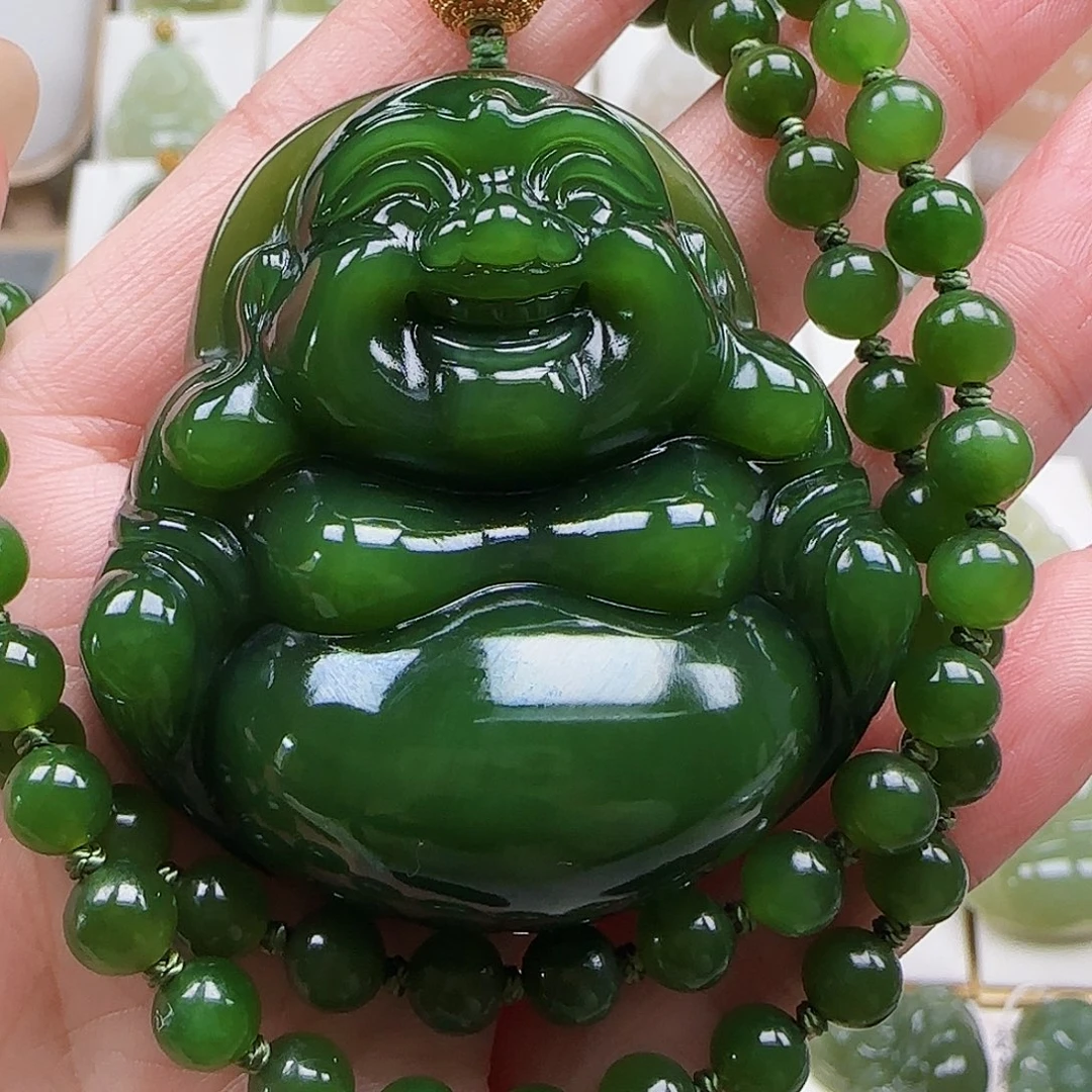 和田玉足金镶嵌颈饰