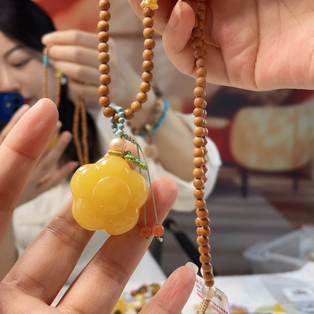 蜜蜡未镶嵌裸石蜜蜡吊坠