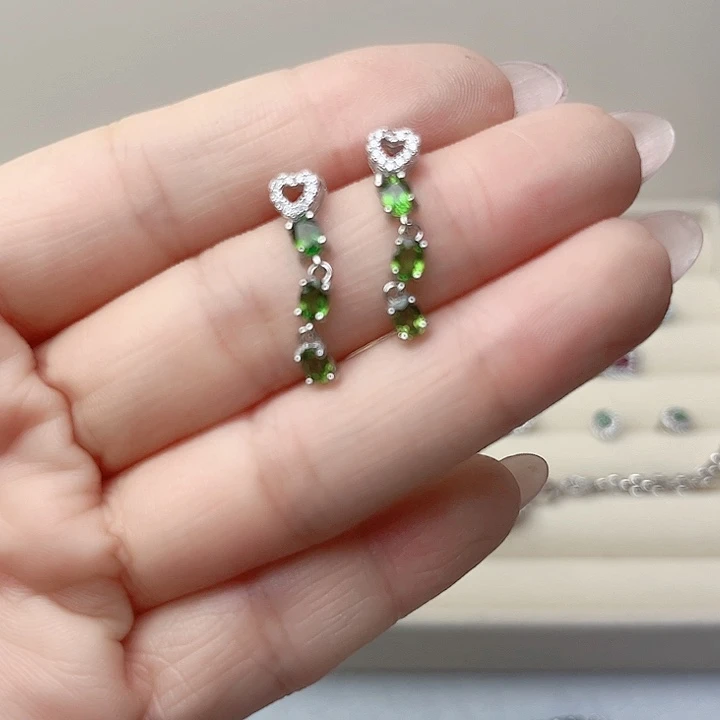 耳饰透辉石银S925镶嵌孤品