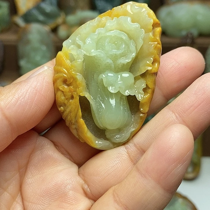 岫岩河磨玉（透闪石质玉）未镶嵌颈饰