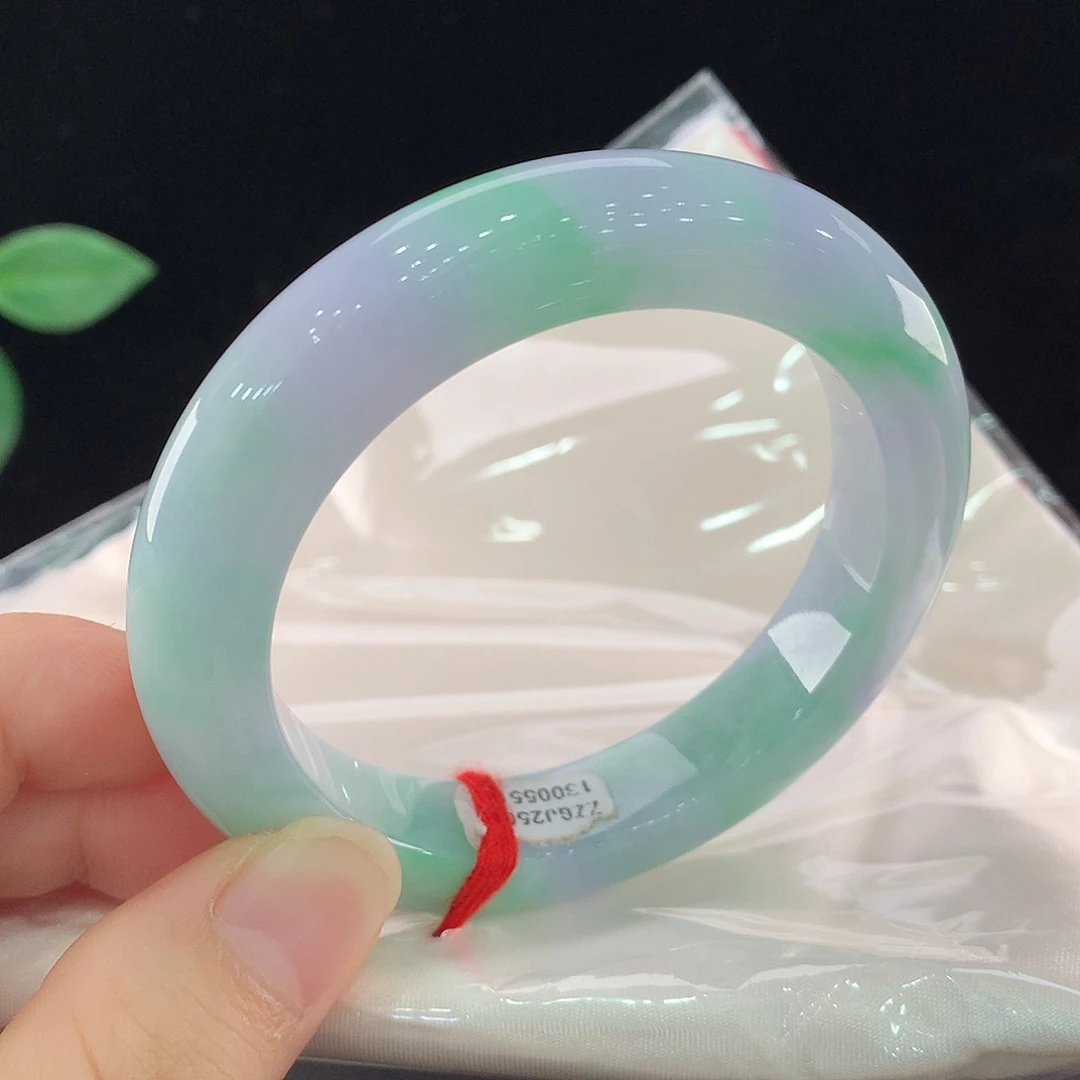 翡翠未镶嵌手镯0551