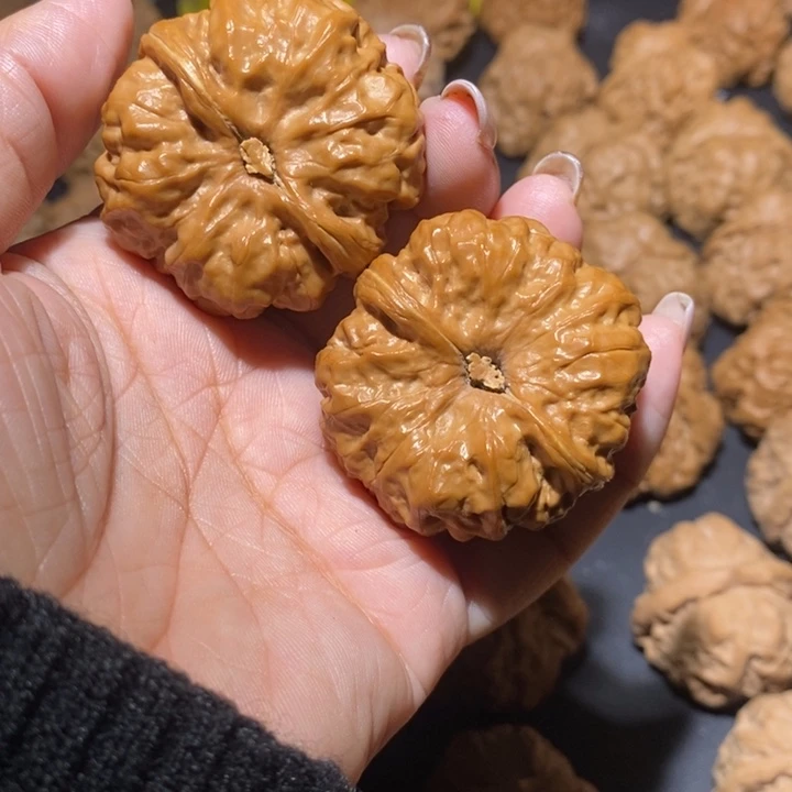 文玩核桃吊坠逆****蛤蟆头41