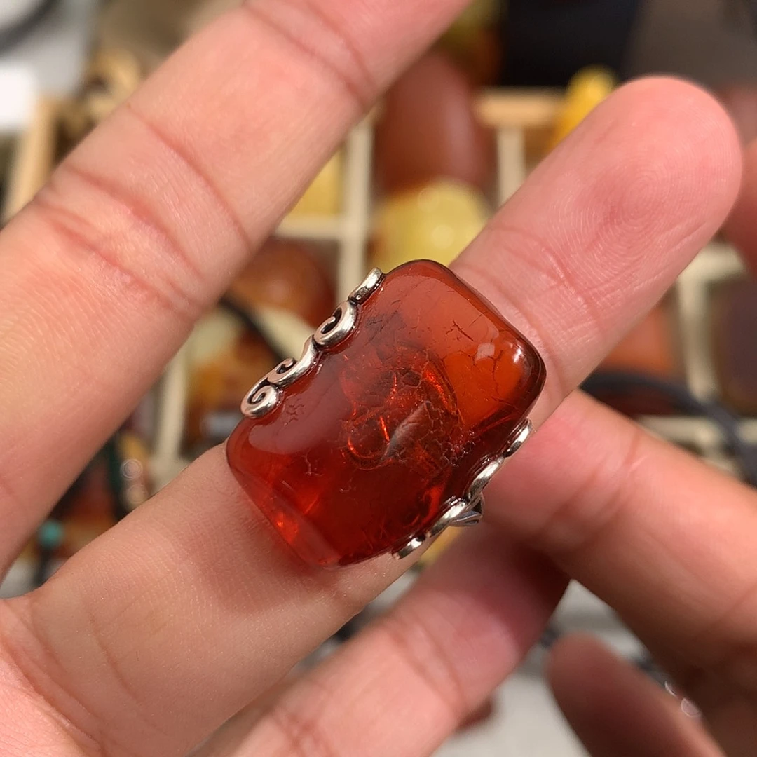 蜜蜡裸石未镶嵌你