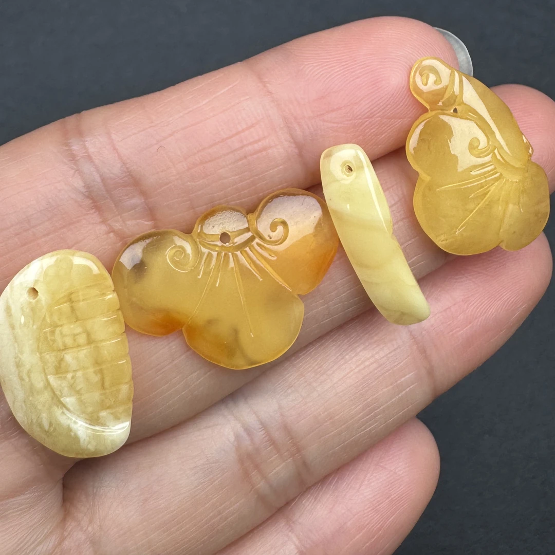 M1543天然蜜蜡 配饰 2.4克 支持复检假一罚四