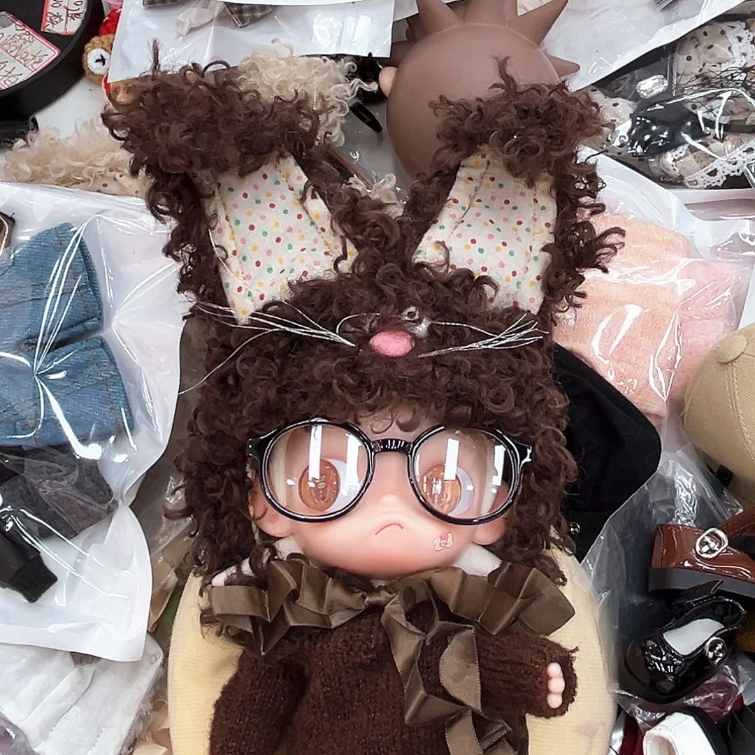 帽子眼镜长毛衣三件套