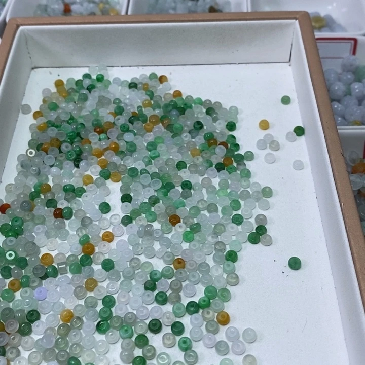 翡翠手链未镶嵌?****?翡翠散珠