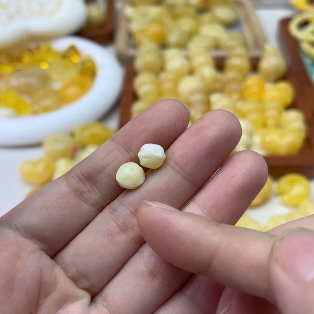 【闪购商品】未镶嵌蜜蜡裸石配饰