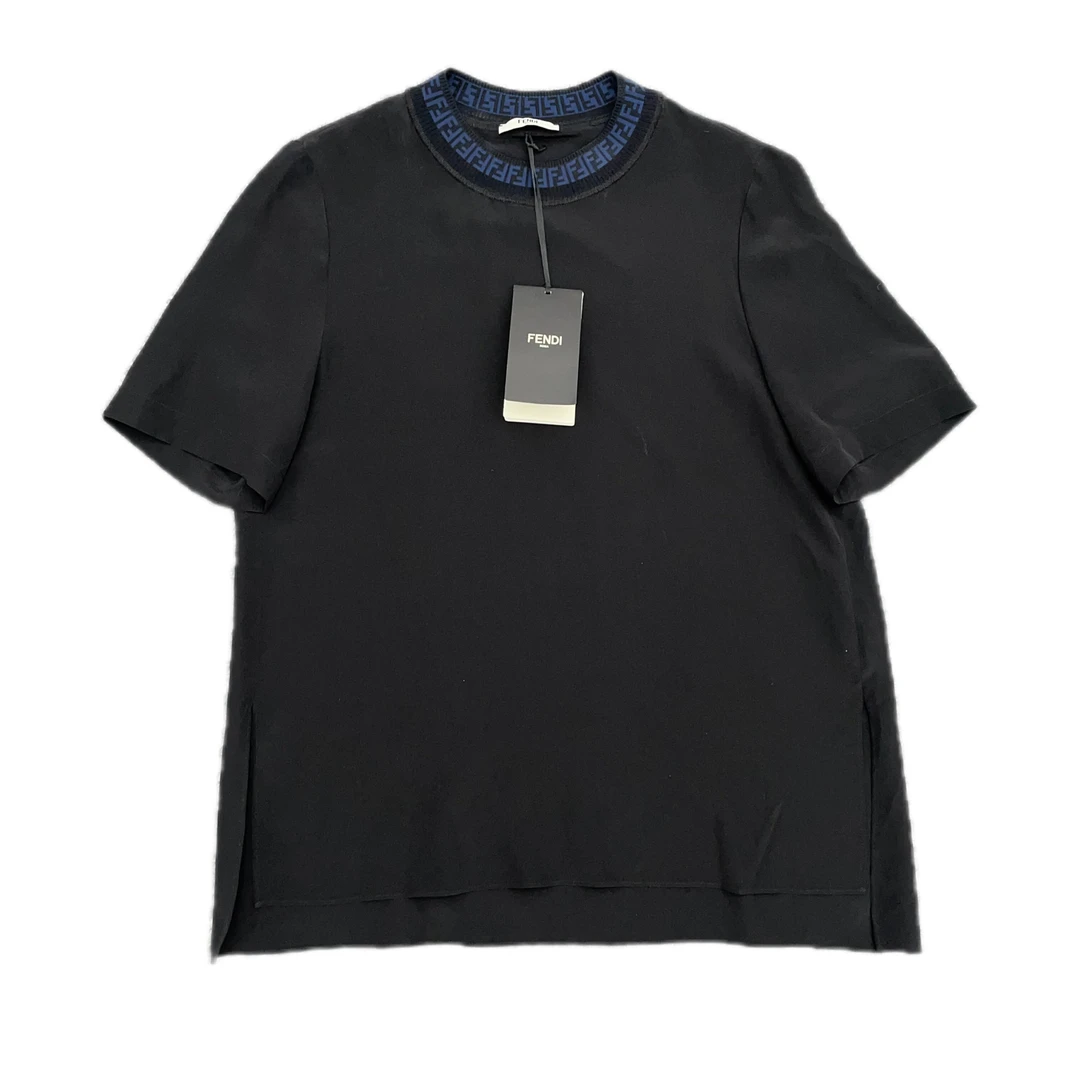 全新未使用 FENDI/芬迪 短袖/36码/A0875