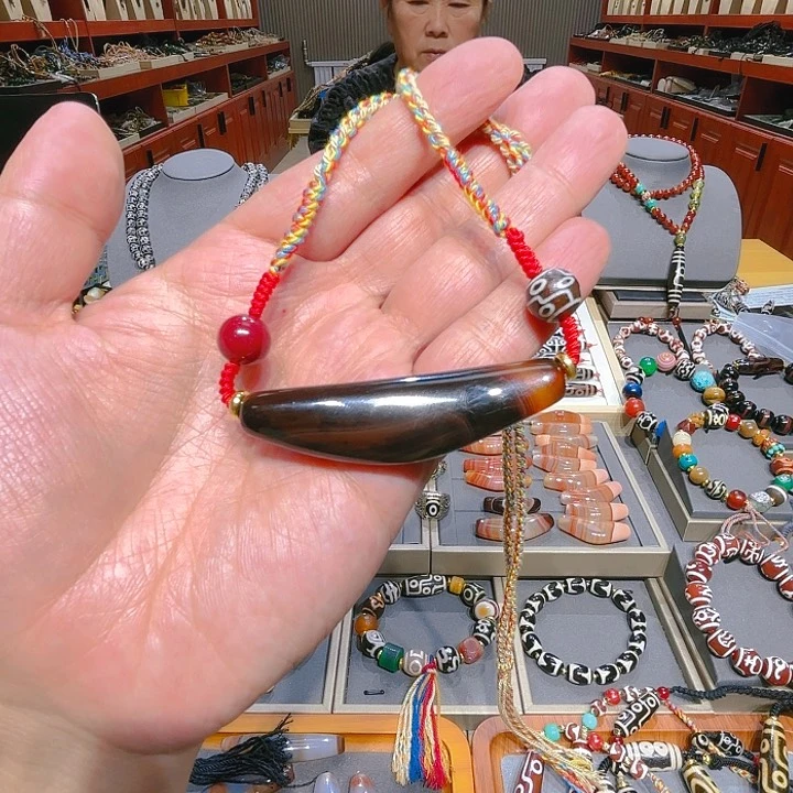 未镶嵌玛瑙/玉髓珠宝奇石