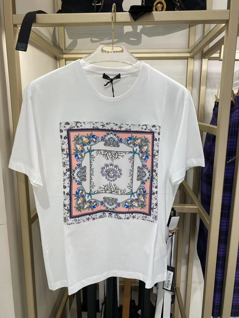 未使用 VERSACE/范思哲 经典女款短袖 拍下不退不换